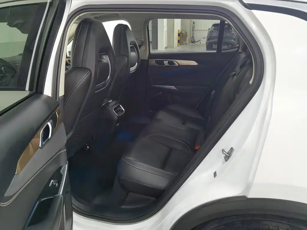 Lynk & Co 01 2021 — фото 15