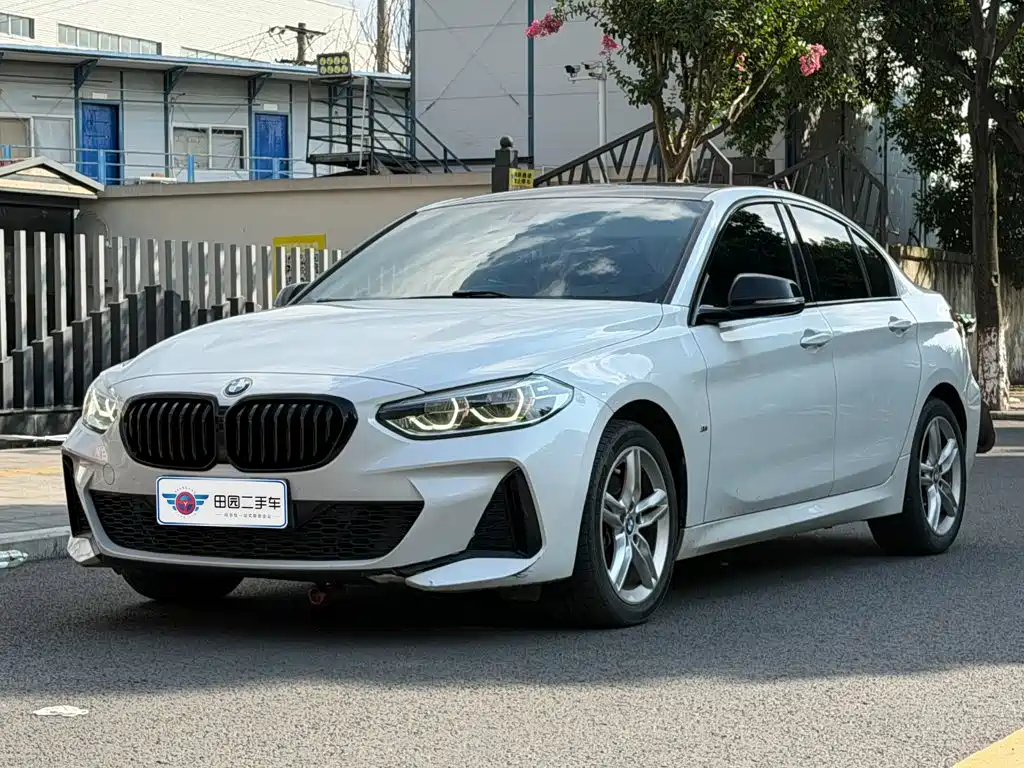 BMW 1 Series 2022