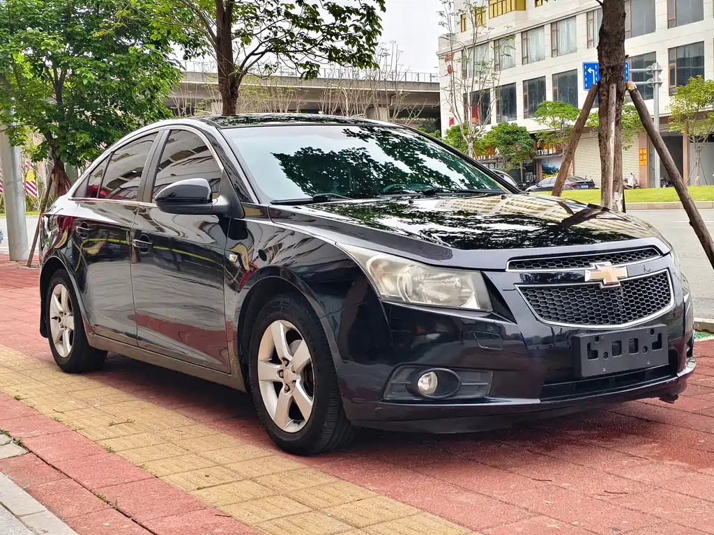Chevrolet Cruze 2014 — фото 3