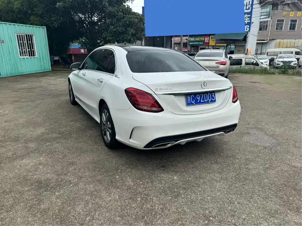 Mercedes-Benz C-Class 2017