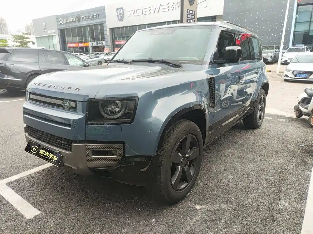 Land Rover Defender 2021 — фото 1