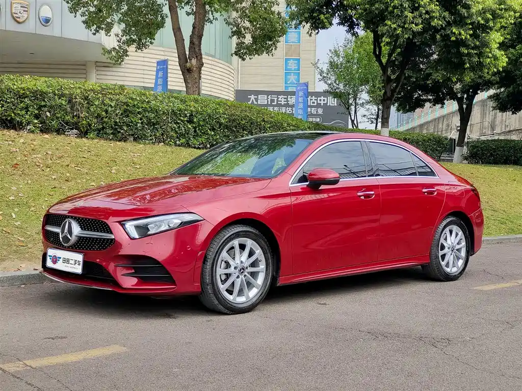 Mercedes-Benz A-Class 2022 — фото 1