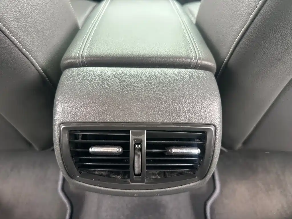 Chevrolet Malibu 2016 — фото 14