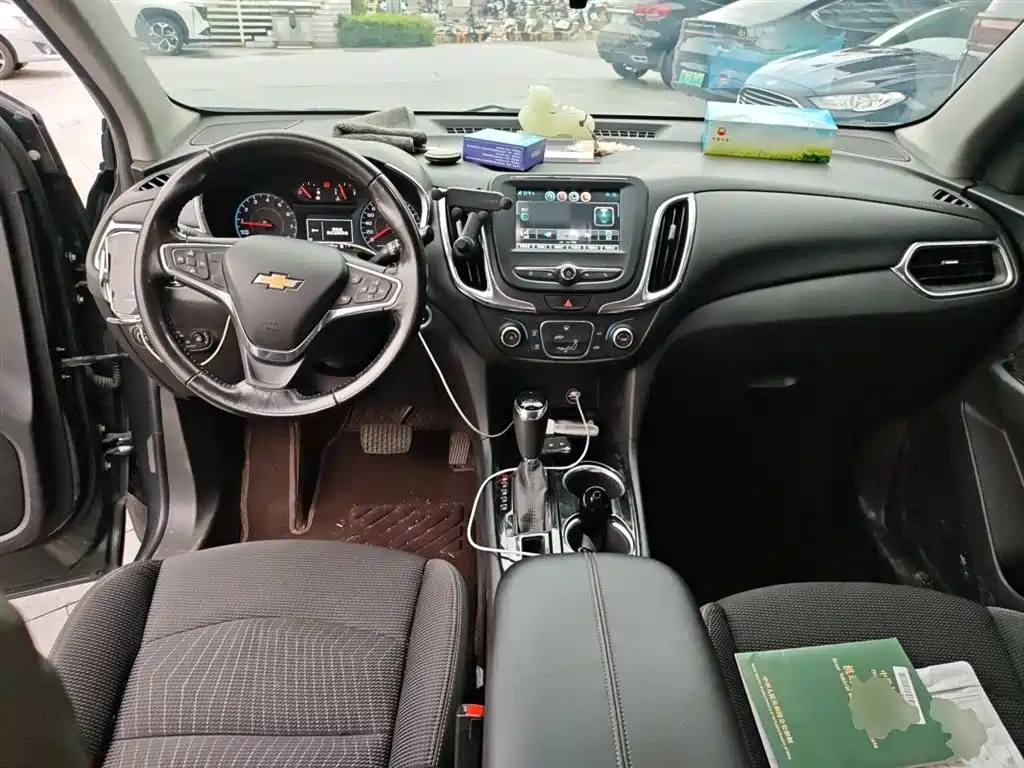 Chevrolet Equinox 2018 — фото 10