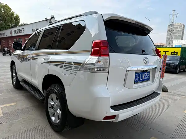 Toyota Prado 2010
