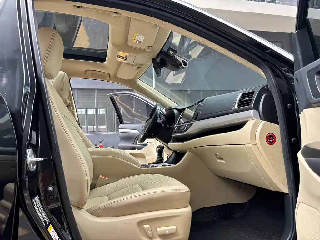 Toyota Highlander 2019 — фото 11
