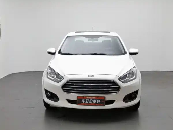 Ford Escort 2018
