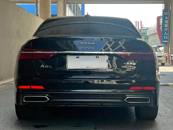 Audi A6L 2022