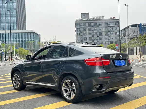 BMW X6 2012