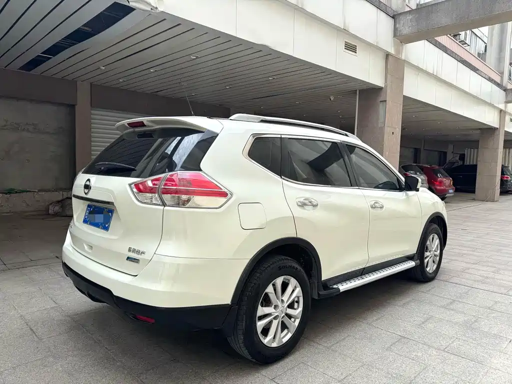 Nissan X-Trail 2016 — фото 13