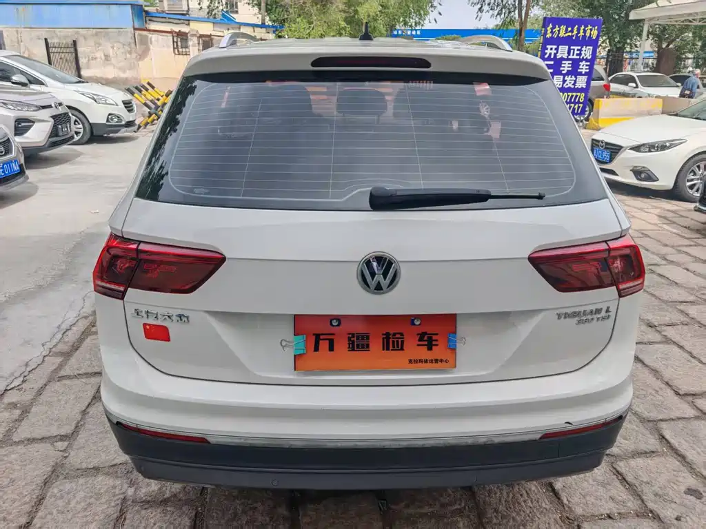 Volkswagen Tiguan L 2020 — фото 10