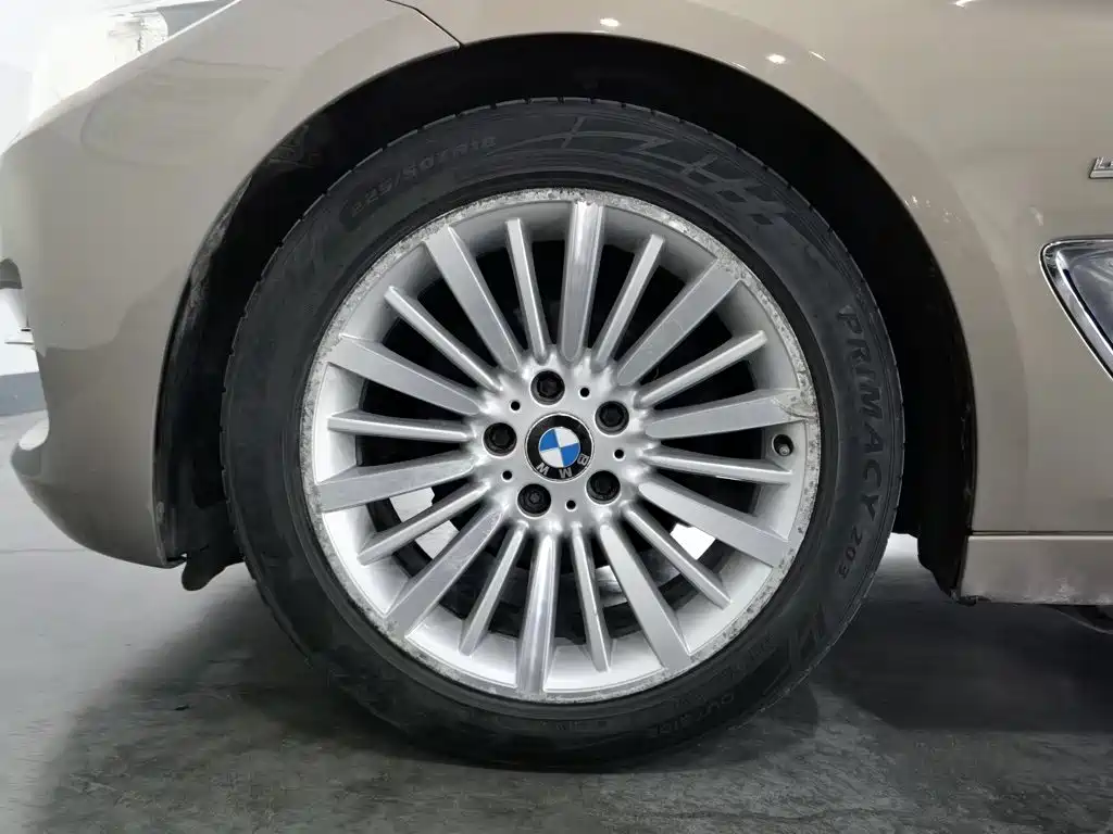 BMW 3 Series GT 2019 — фото 17