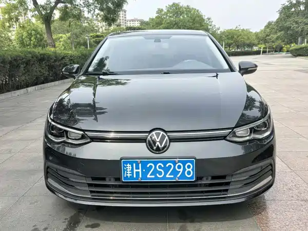 Volkswagen Golf 2023