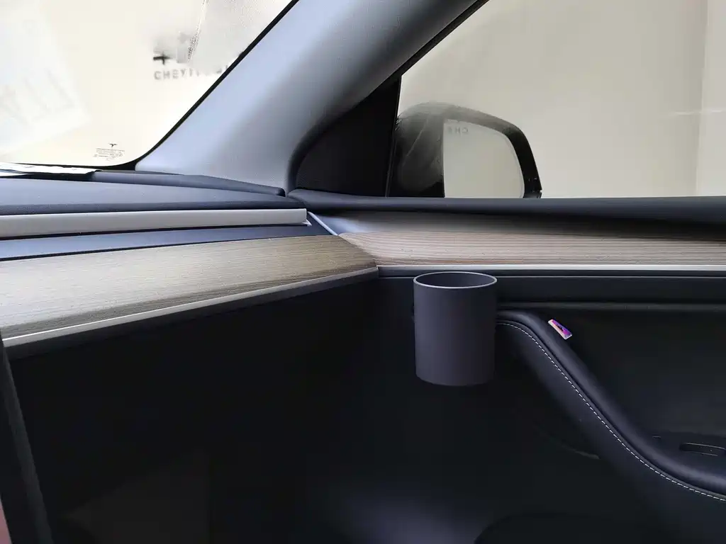 Tesla Model Y 2023 — фото 19