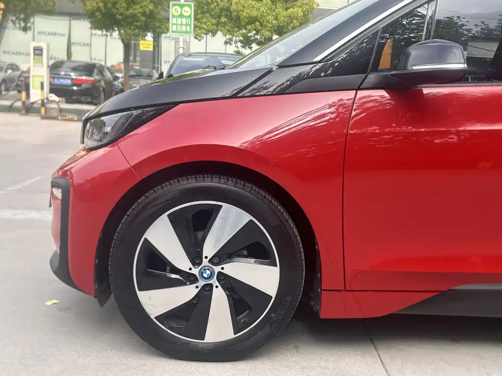 BMW i3 2019 — фото 7