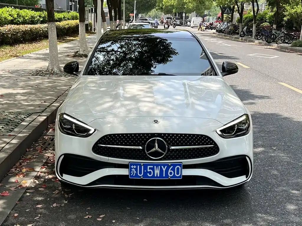 Mercedes-Benz C-Class 2025 — фото 2
