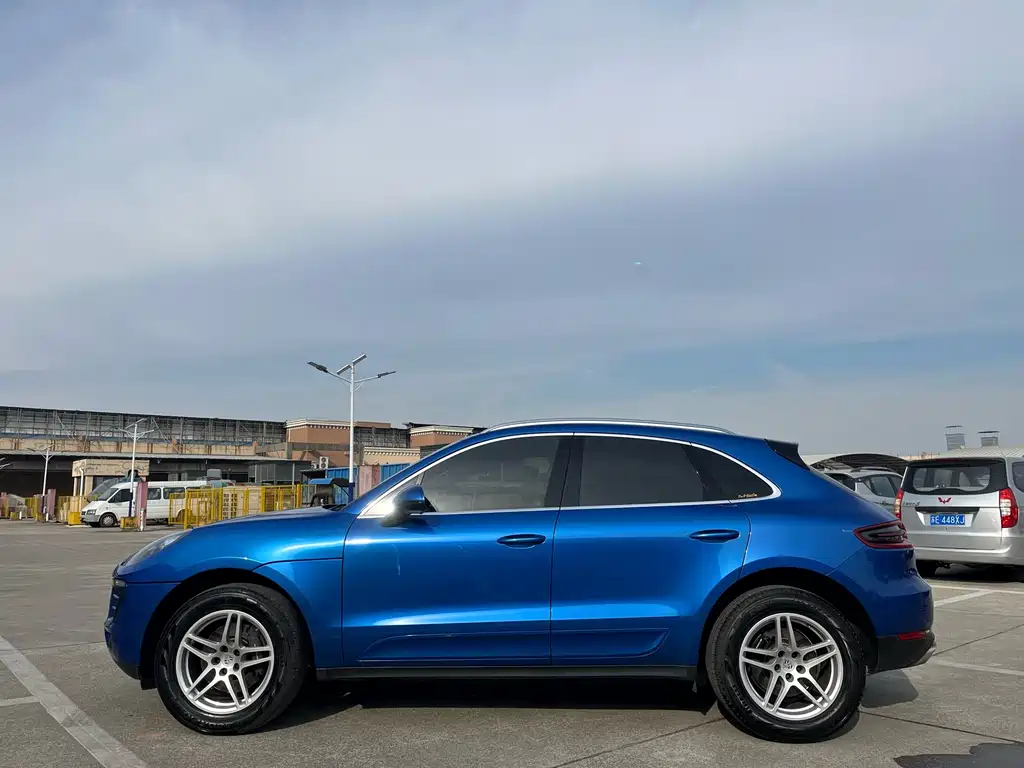 Porsche Macan 2017 — фото 4