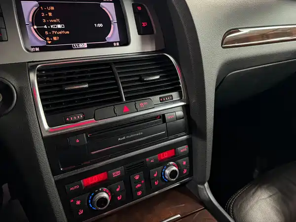 Audi Q7 2012