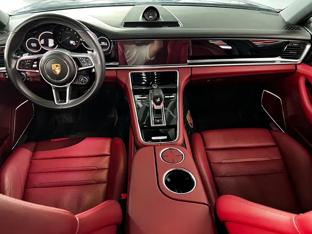 Porsche Panamera 2020 — фото 7