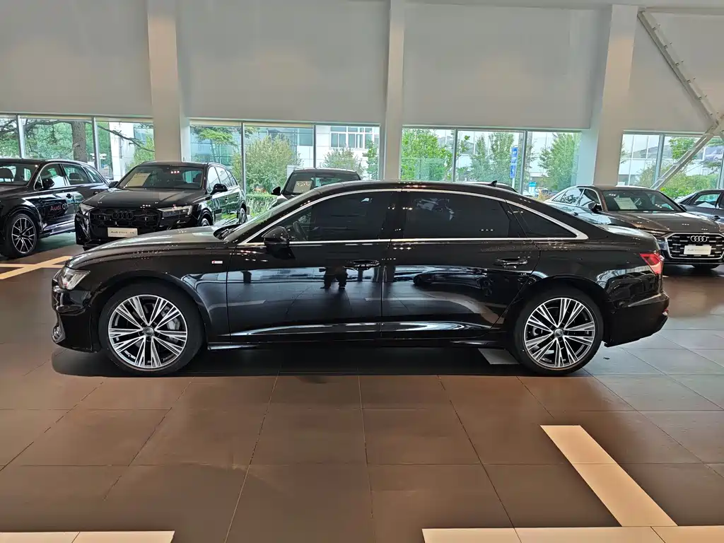 Audi A6L 2020