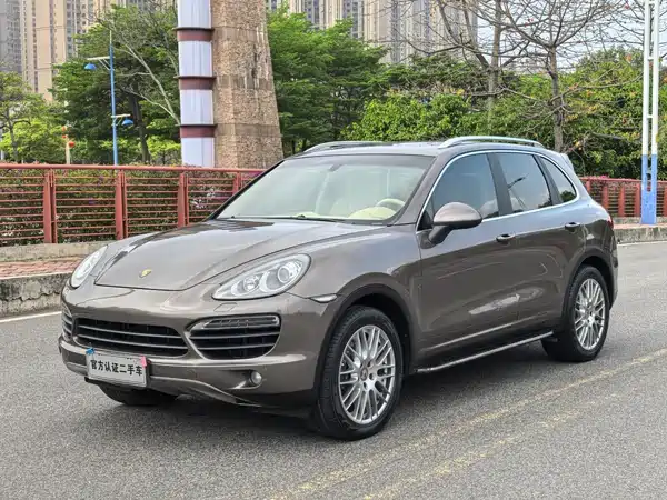 Porsche Cayenne 2012