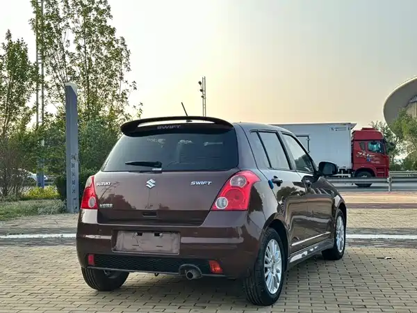 Suzuki Swift 2012