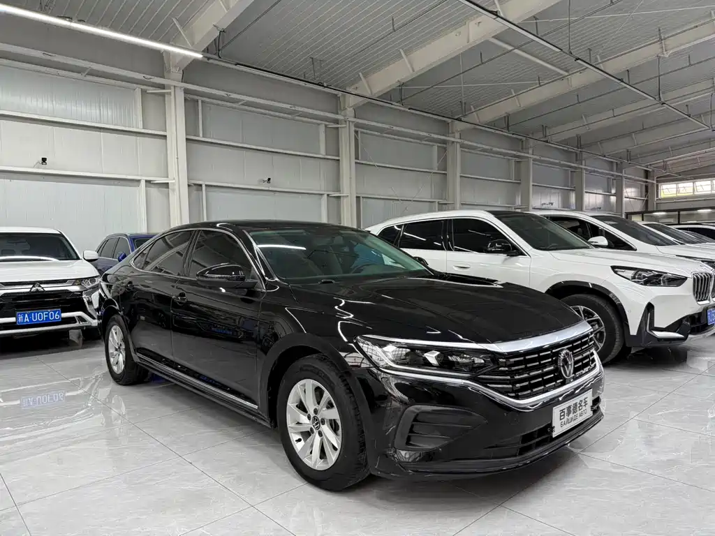 Volkswagen Passat 2022