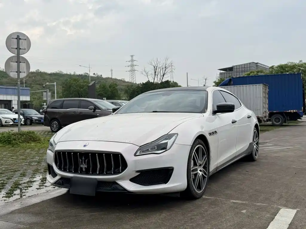 Maserati Quattroporte 2017