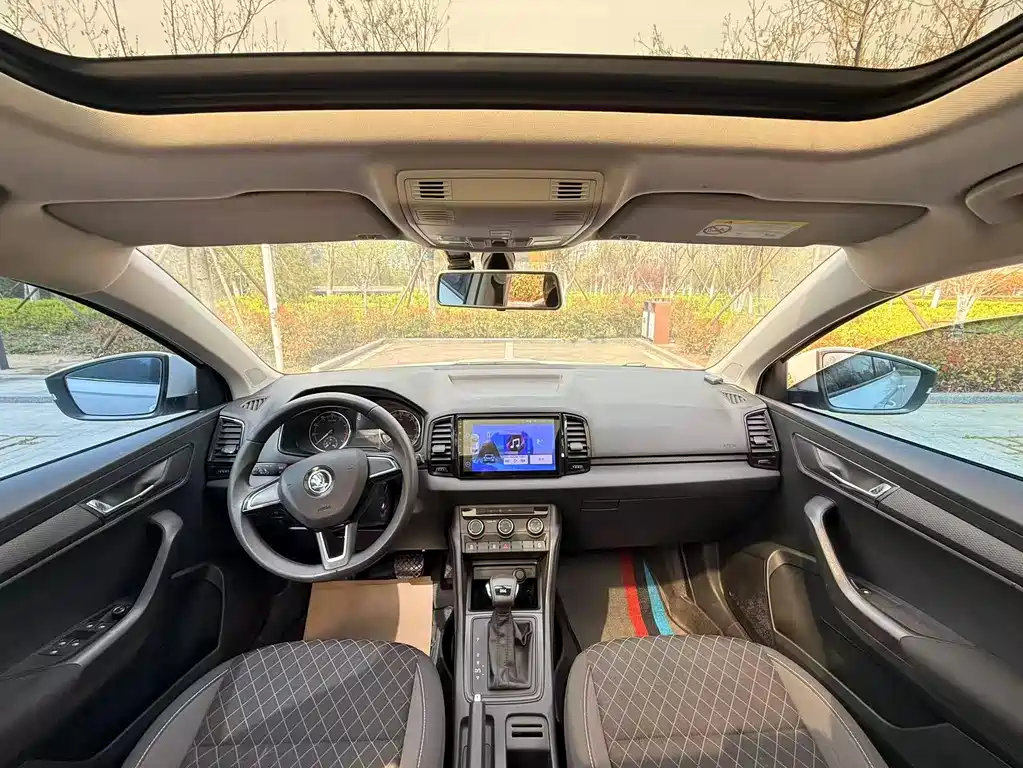 Skoda Karoq 2019 — фото 18