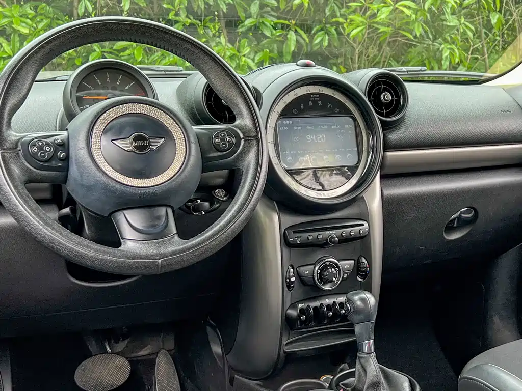 MINI Countryman 2016 — фото 11