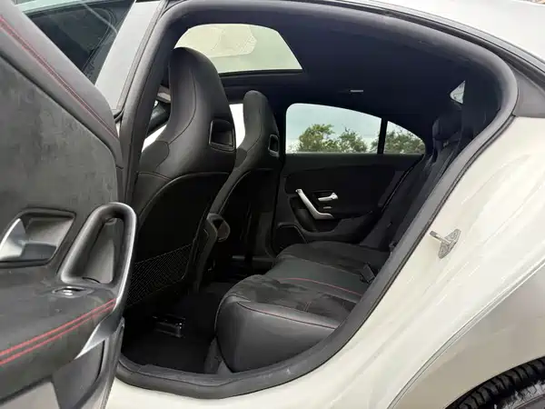 Mercedes-Benz CLA 2021