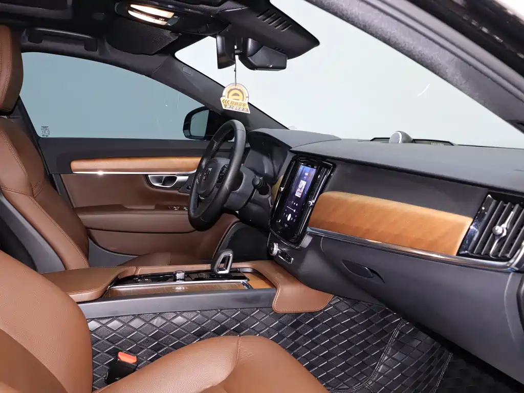 Volvo S90 2024 — фото 13