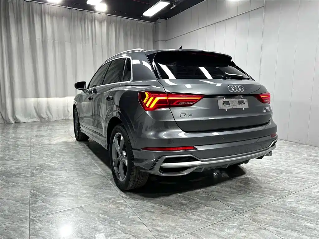 Audi Q3 2023 — фото 4