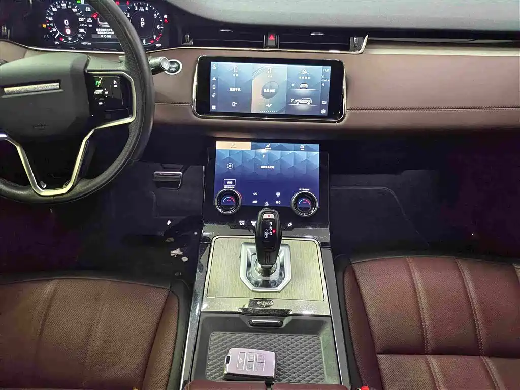 Land Rover Evoque 2022 — фото 13