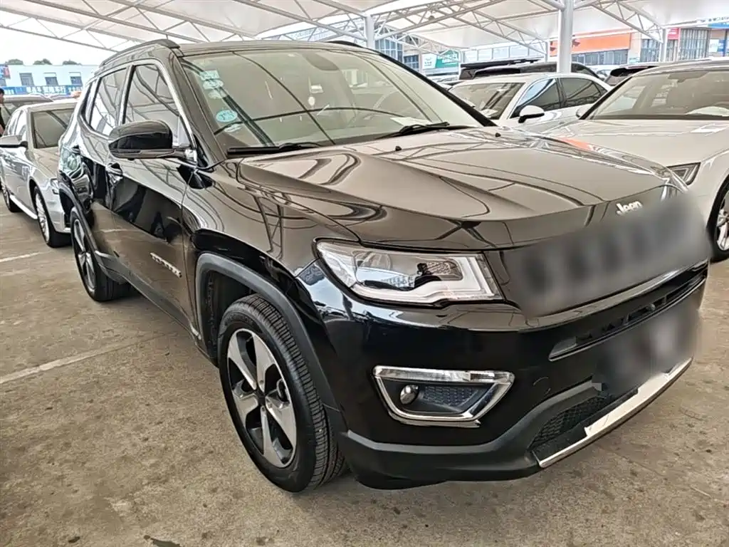 Jeep Compass 2017 — фото 4