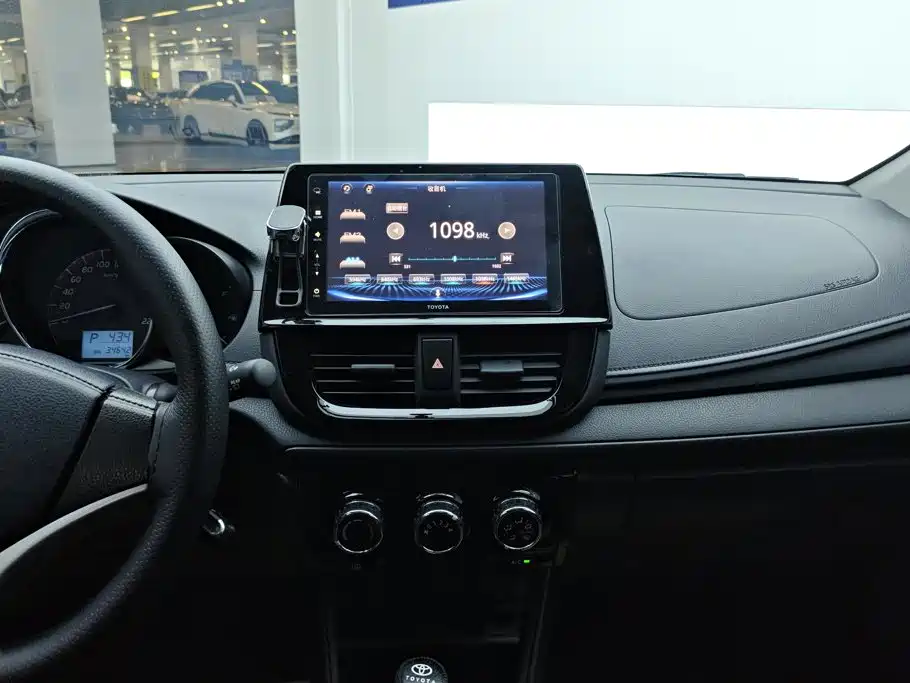 Toyota Vios FS 2023 — фото 13