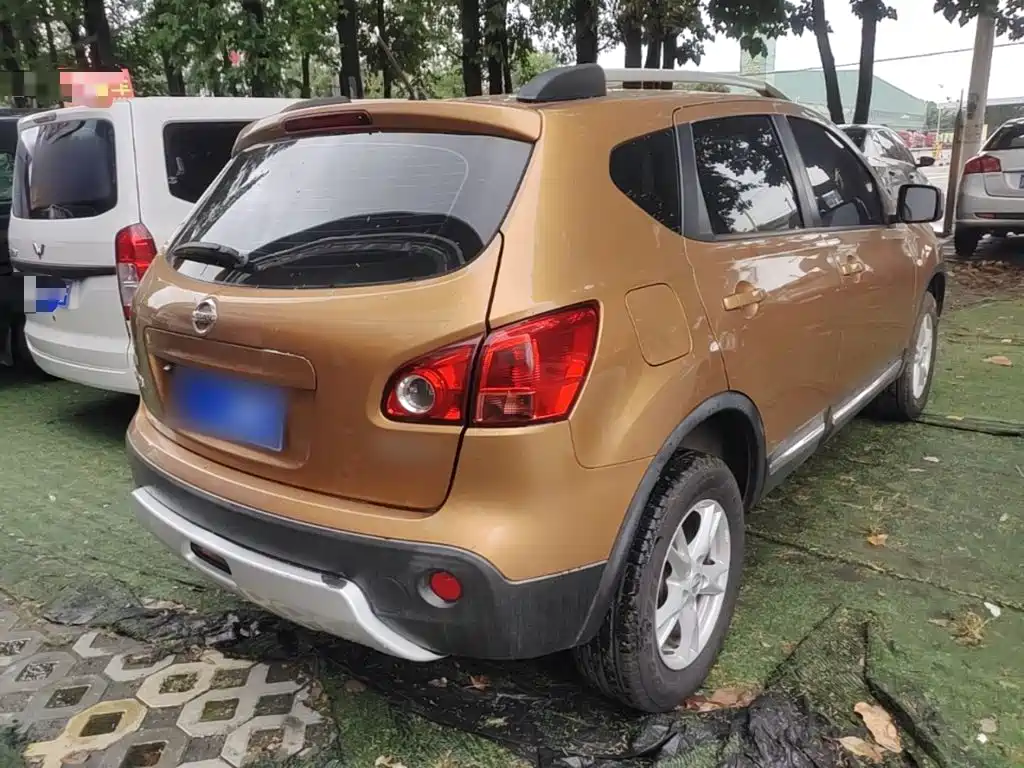 Nissan Qashqai 2015