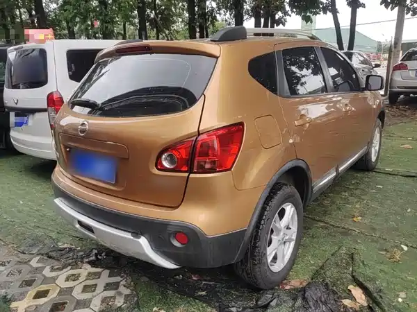 Nissan Qashqai 2015