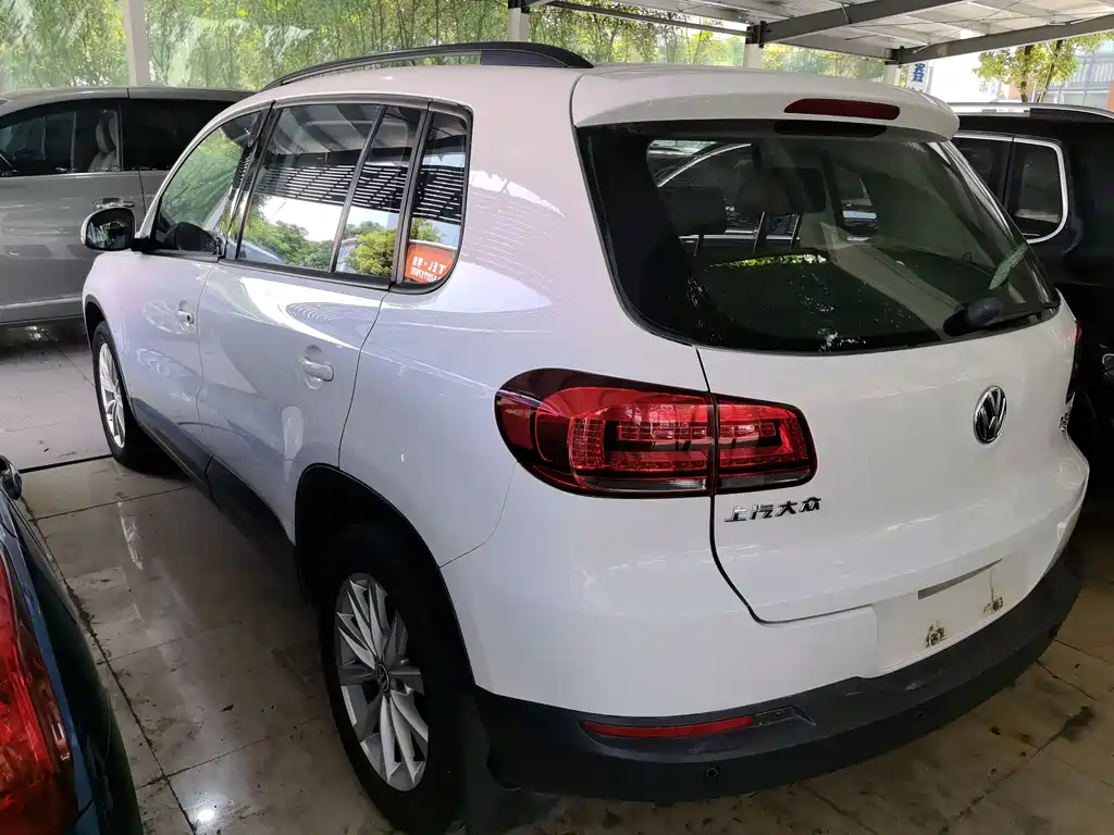 Volkswagen Tiguan 2017 — фото 9