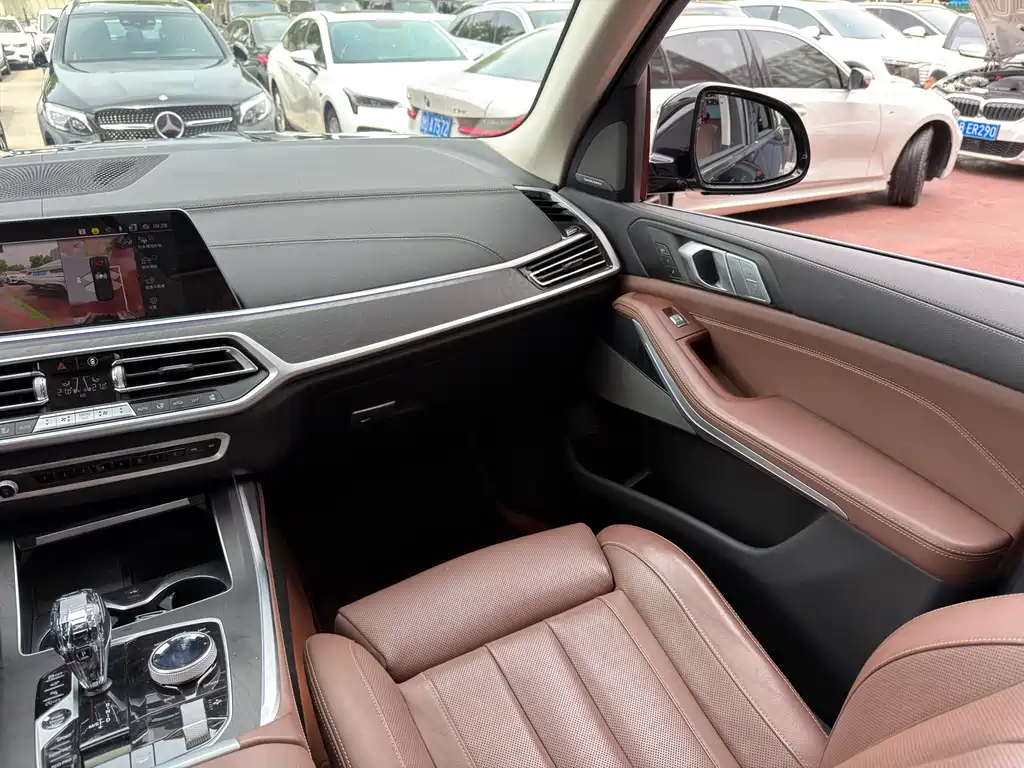 BMW X7 2022 — фото 10
