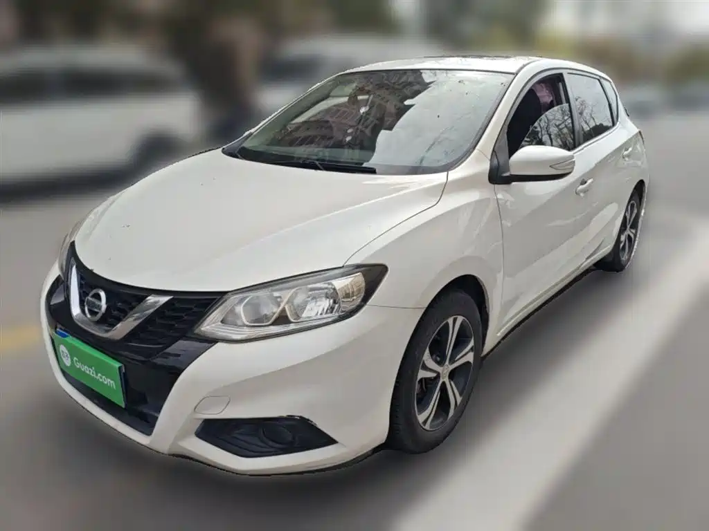 Nissan Tiida 2018 — фото 1