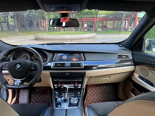 BMW 5 Series GT 2010