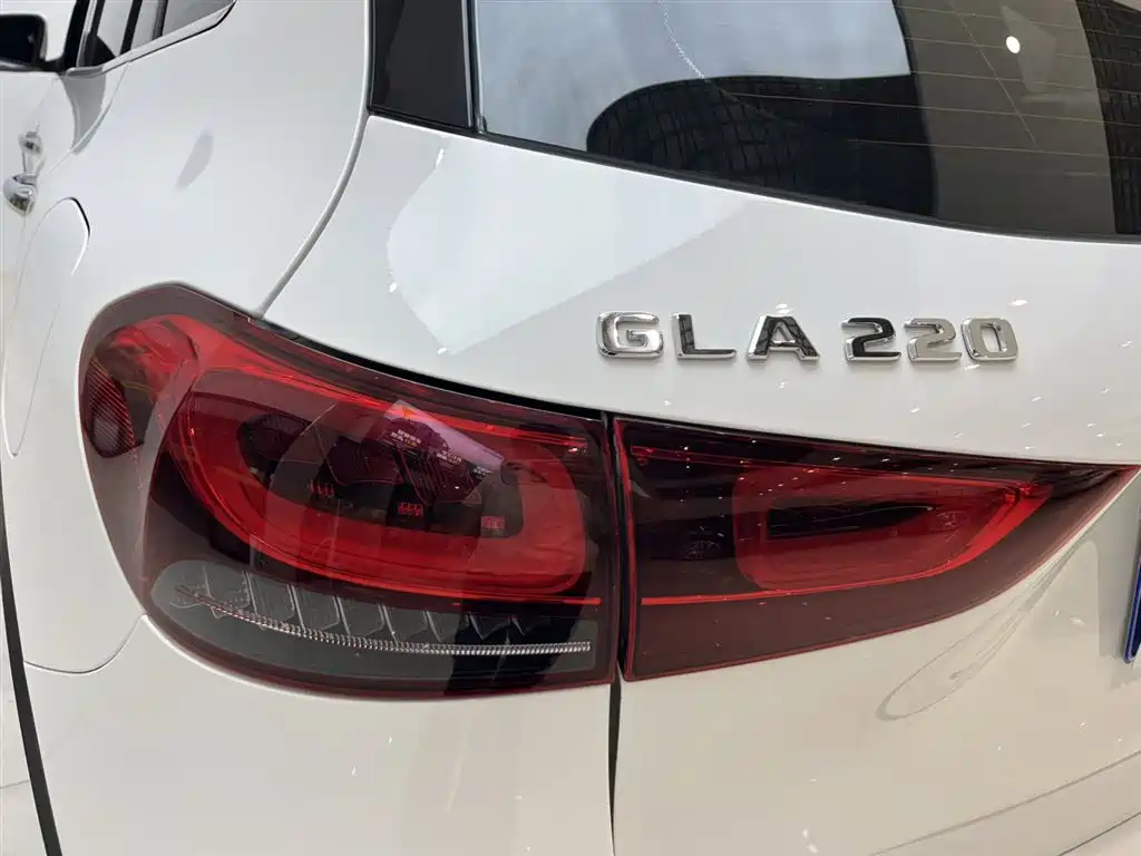 Mercedes-Benz GLA 2022 — фото 6