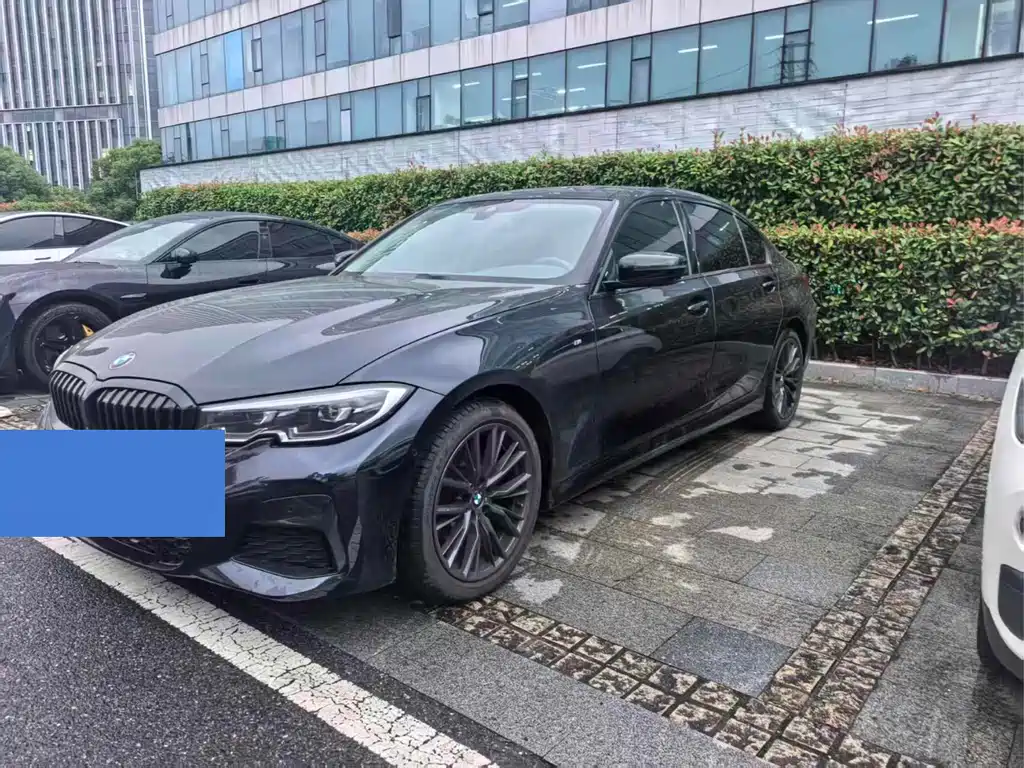 BMW 3 Series 2021