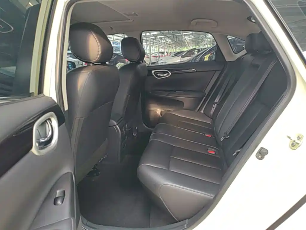 Nissan Sylphy 2023 — фото 17