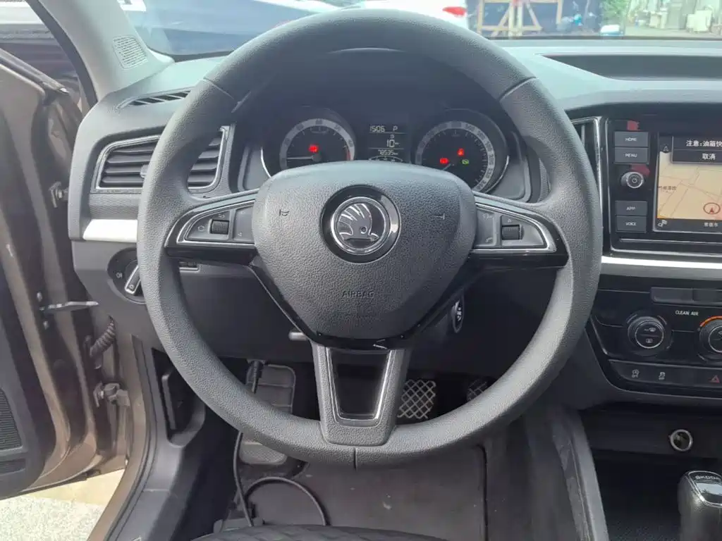 Skoda Kamiq 2020 — фото 11