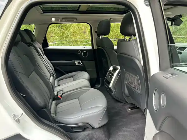 Land Rover Range Rover Sport 2016