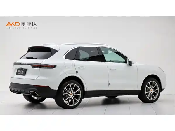 Porsche Cayenne 2023