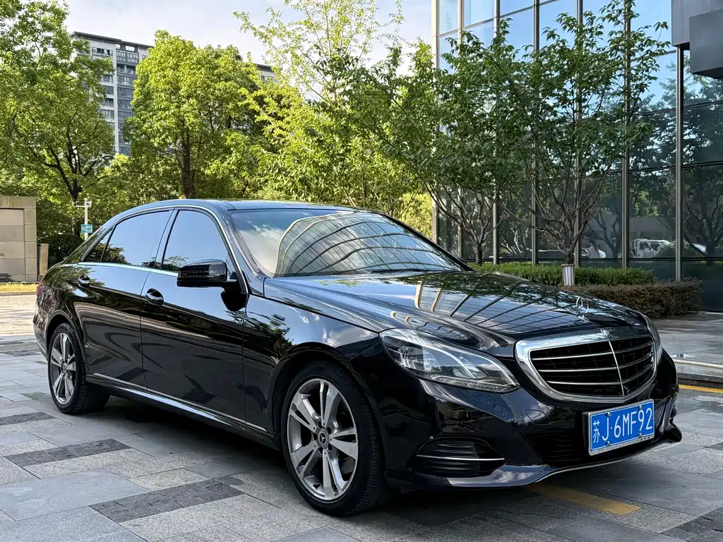 Mercedes-Benz E-Class 2015