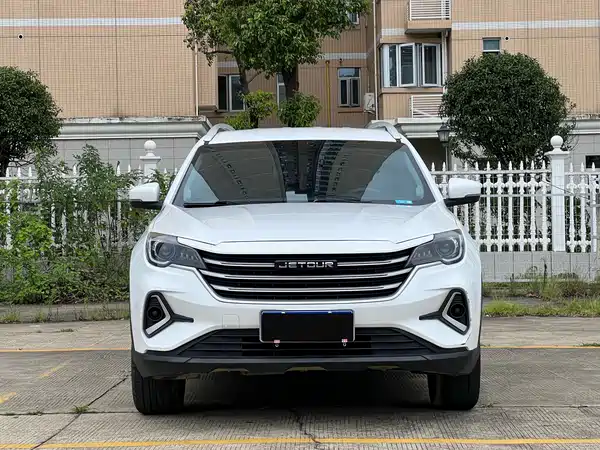 Jetour X70M 2022